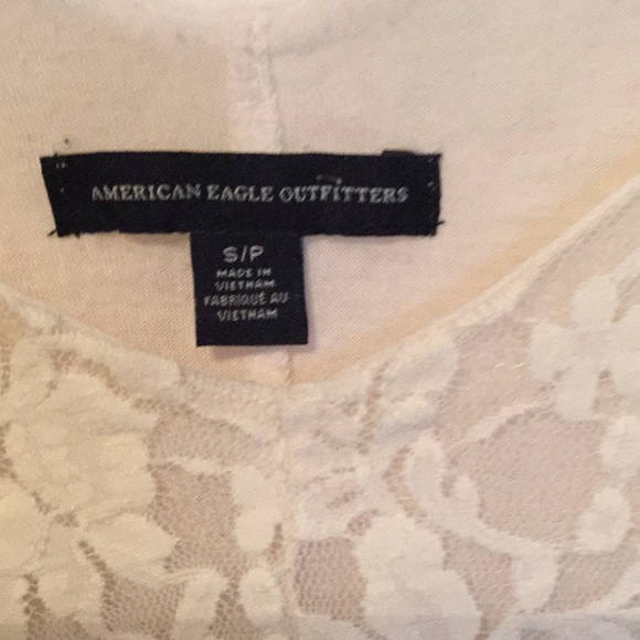 American Eagle outfitters Flowy lace top size S/P - Picture 3 of 8
